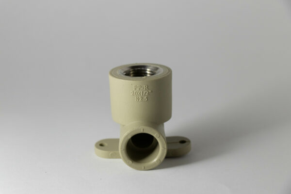 FEMALE THREADED ELBOW WITH SEAT